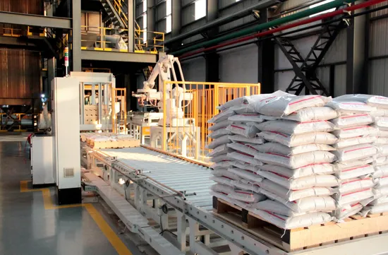 Super-Above Concrete Mixer Truck, Dongfeng Mixer Truck, Cement Truck with 8cbm Capacity, Concrete Mixing Truck with Spare Parts in Stock, Dongfeng Cummis Truck